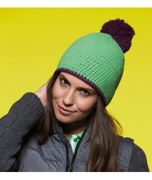 ID1000 POMPON HAT WITH CONTRAST STRIPE   